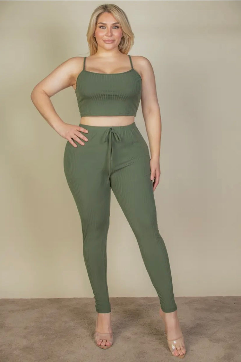 Plus Size Cropped Cami & Leggings Set Presale/Preorder