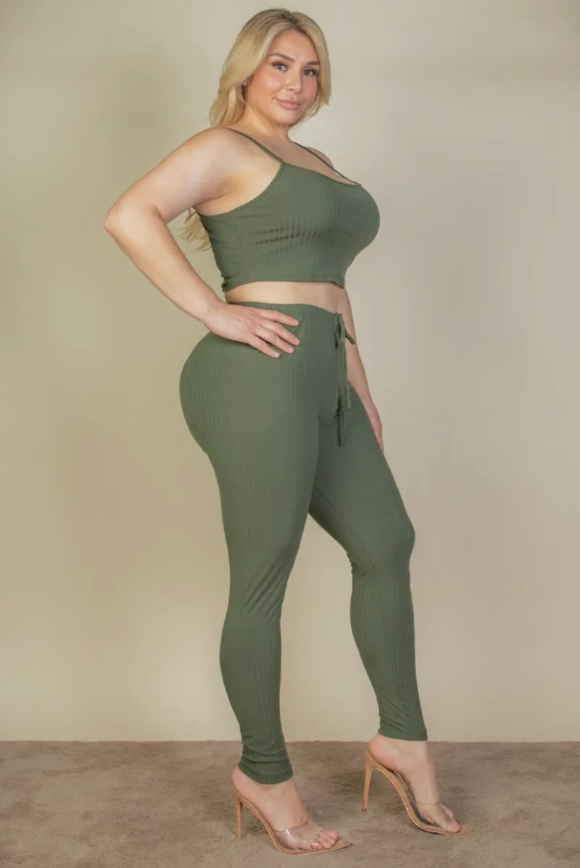 Plus Size Cropped Cami & Leggings Set Presale/Preorder